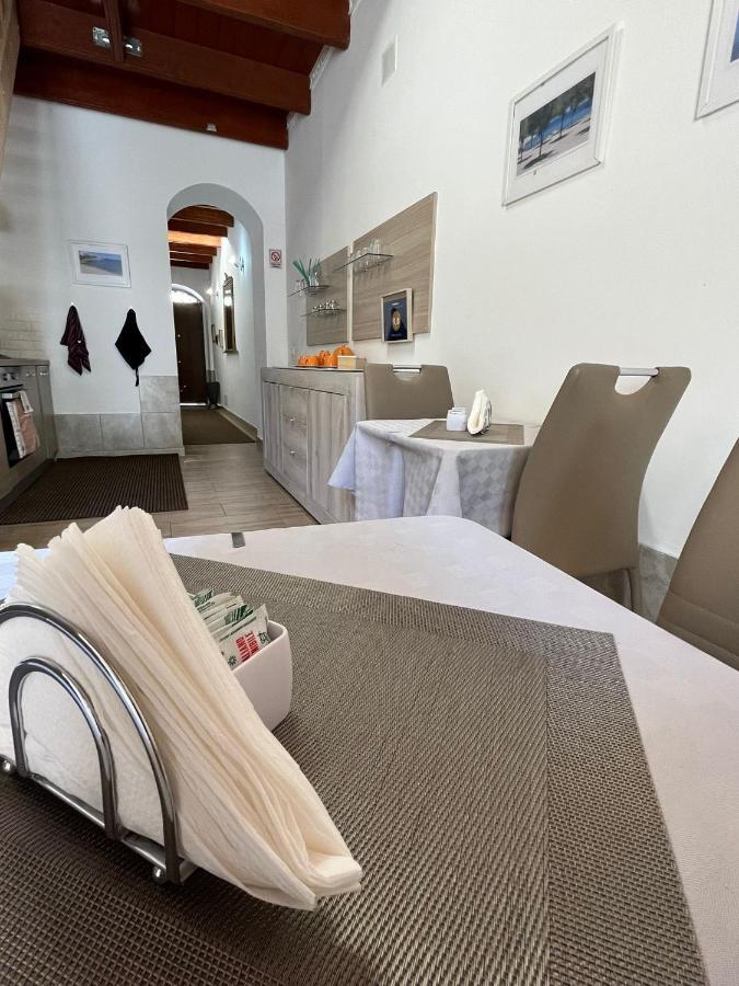 Affittacamere Vicino Al Porto Porto Torres Eksteriør billede